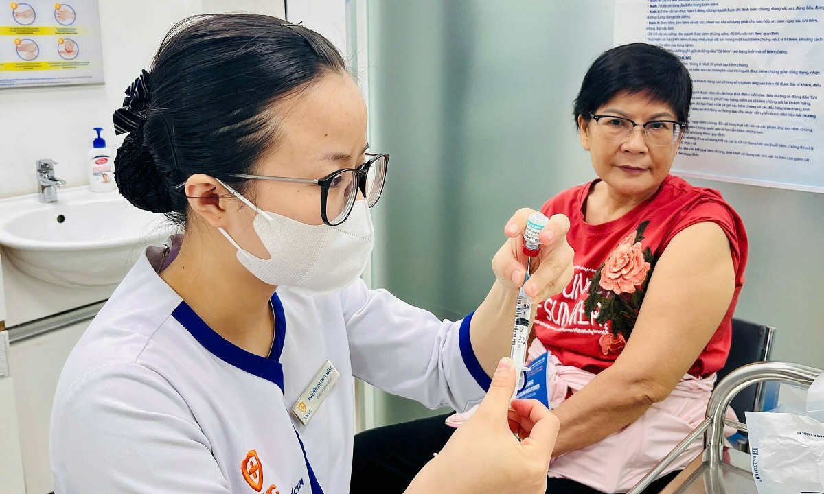 Đau thần kinh zona có nên tiêm vaccine?