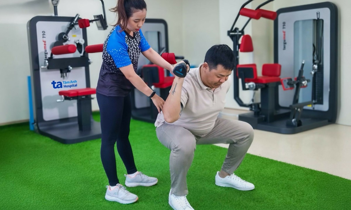 Tại sao đàn ông càng có tuổi càng dễ béo bụng?