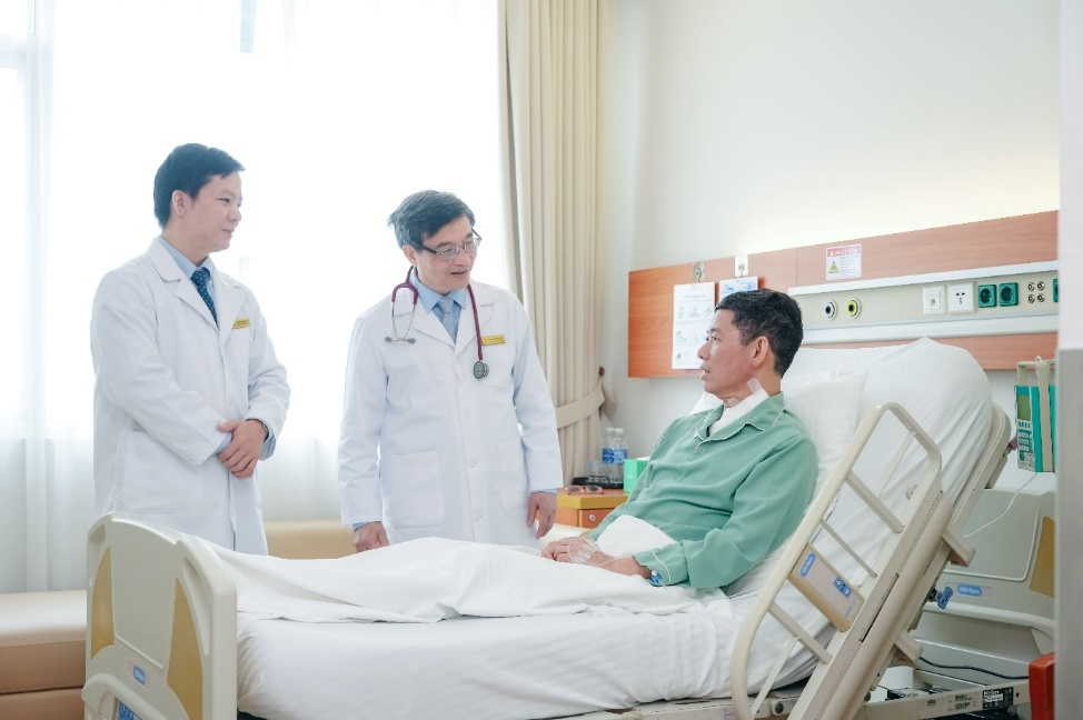 Bệnh nhân ung thư thực quản giai đoạn muộn vượt cửa 'tử'