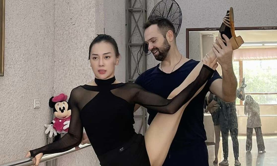 Phương Oanh nén đau tập luyện 'Bước nhảy hoàn vũ'