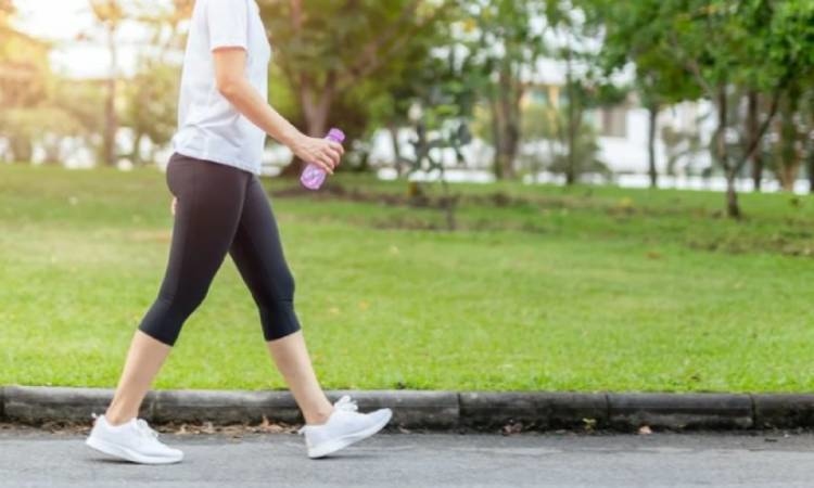10 lý do khiến đi bộ mãi không giảm cân
