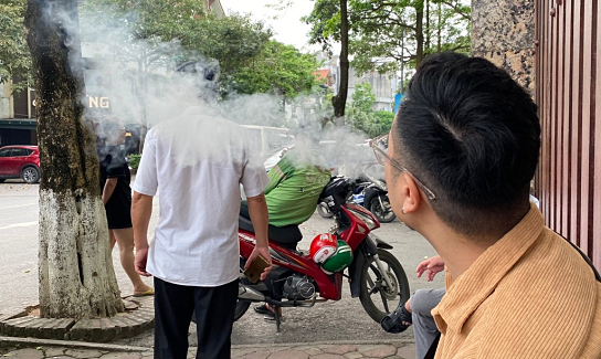 Đề xuất phạt 1-2 triệu đồng hành vi hút thuốc lá điện tử
