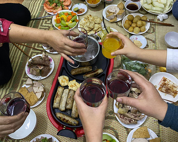 Cẩn trọng khi lạm dụng đồ uống ngọt ngày Tết