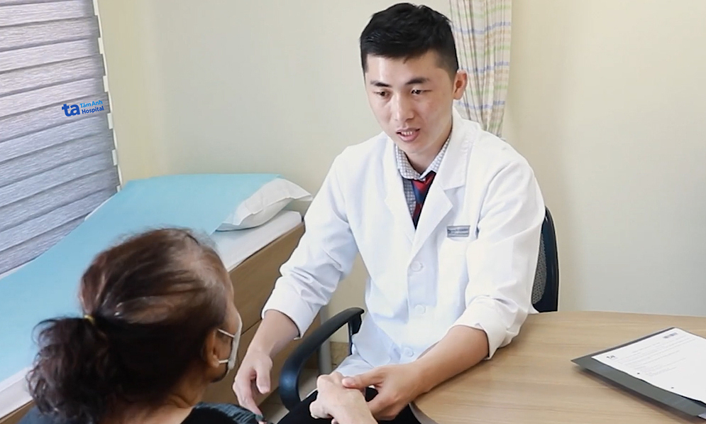 Dấu hiệu nhận biết cơn đau do thoái hóa khớp háng