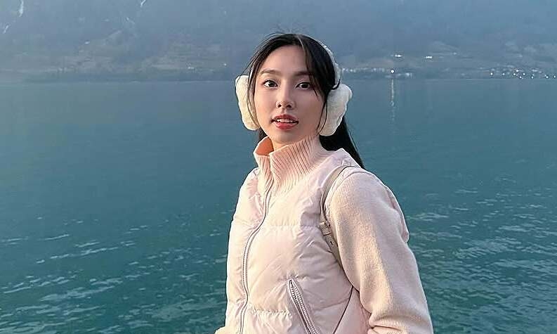 Thùy Tiên nhảy dù ở thị trấn 'Hạ cánh nơi anh'