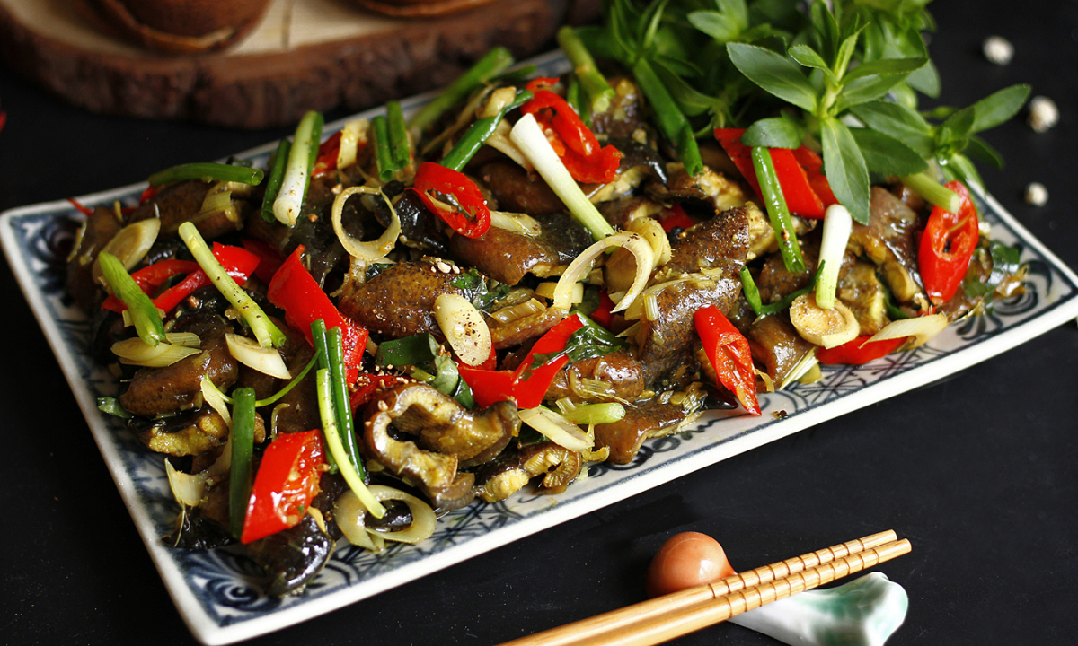 Mẹo giảm đầy hơi, giải rượu vui Xuân