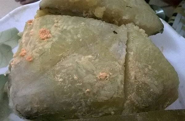 Làm gì khi bị ngộ độc thực phẩm ngày Tết?