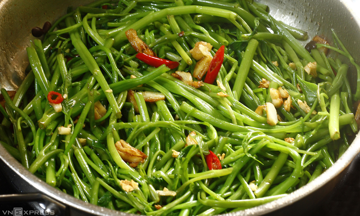 5 mẹo ăn uống không làm tăng đường huyết sau Tết