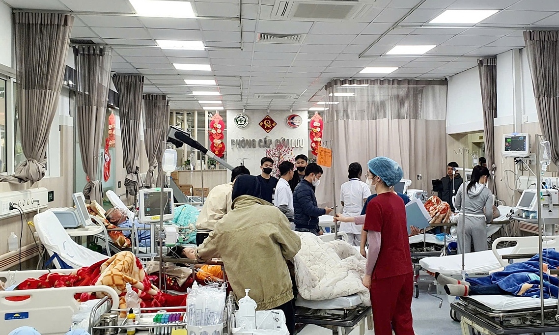 'Bẫy' đồ ăn thừa hậu Tết