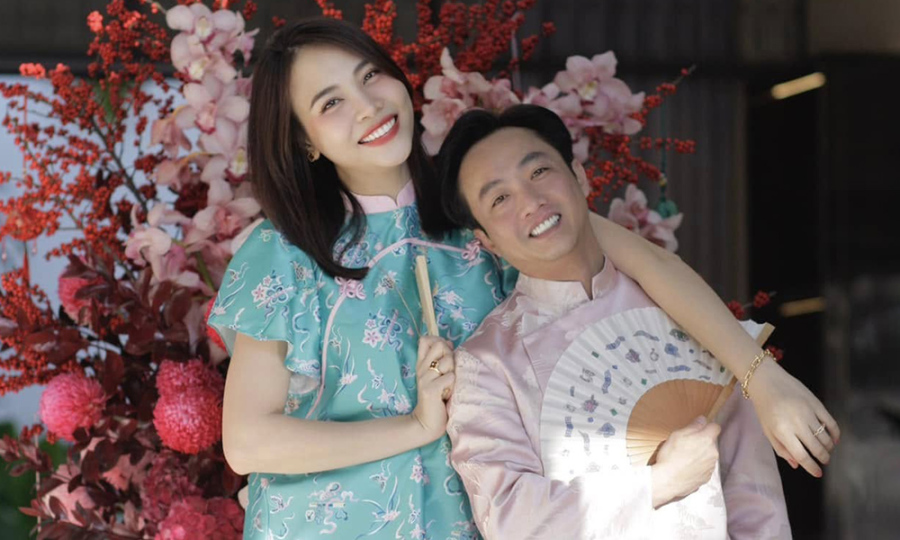 Đàm Thu Trang được khen 'khéo chọn giày' khi sánh đôi Cường Đôla
