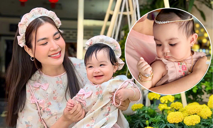 Ảnh sao 8/2: Con gái Kha Ly 'đeo vàng đỏ tay' ngày vía Thần Tài