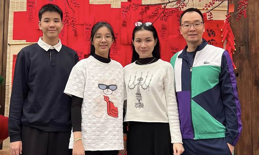 Hoa hậu Thùy Lâm thấp nhất nhà khi các con trổ mã