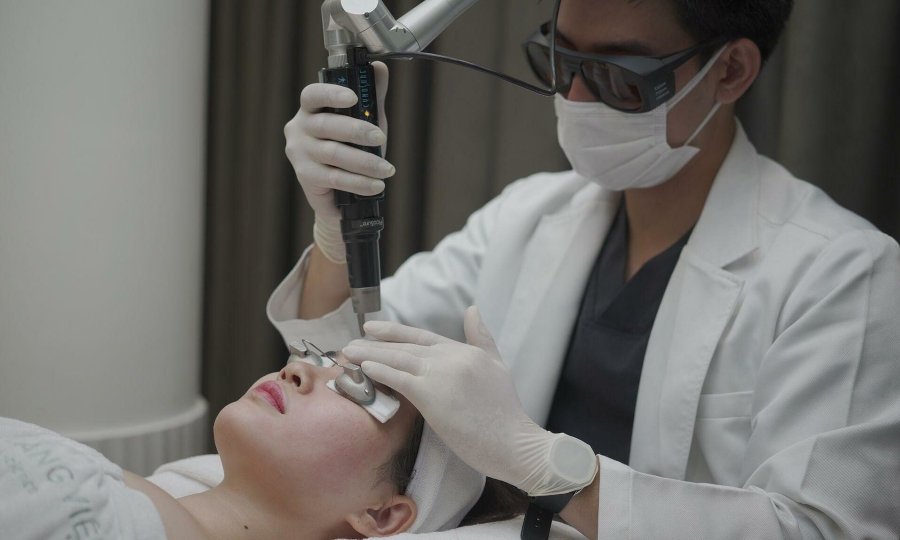 Trị nám, trẻ hóa với công nghệ Picosure Pro tại Láng's Clinic