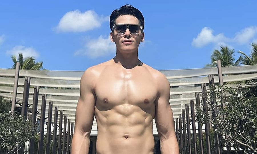 'Dì Lệ' Quốc Thiên gây chú ý với body '6 múi như tượng tạc'