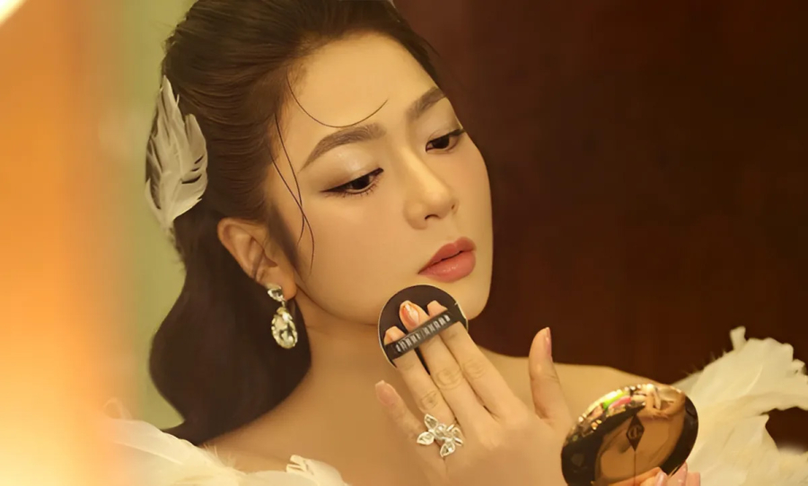 Cuộc sống an nhiên, 'không vội vã' của Hà Thanh Xuân