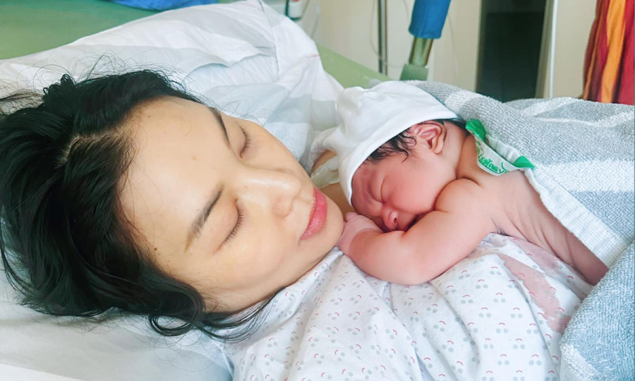 Quỳnh Thư: 'Điều mạnh mẽ nhất tôi từng làm là sinh thường em bé 3,8 kg'