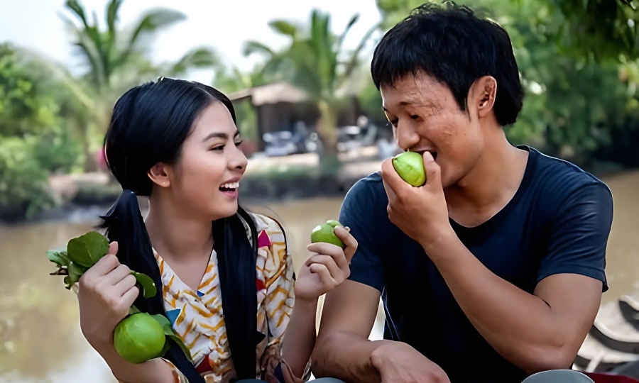 Phim của Quý Bình - Vân Trang hot trở lại