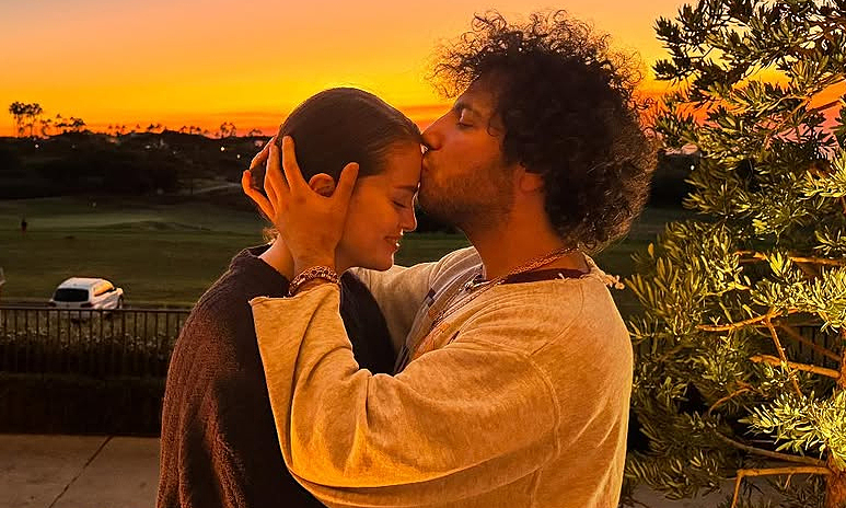 Vị hôn phu của Selena Gomez: 'Tôi muốn làm người chồng nấu ăn chăm vợ'