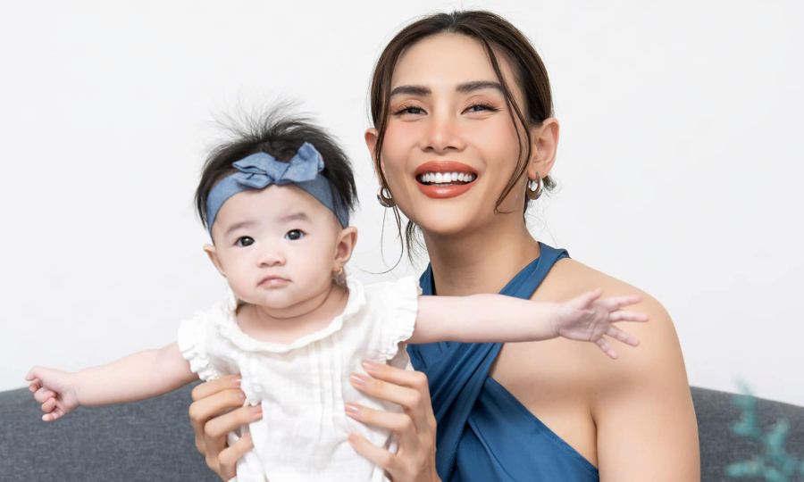 Cuộc sống của 'mẹ bỉm' Võ Hoàng Yến khi xa chồng