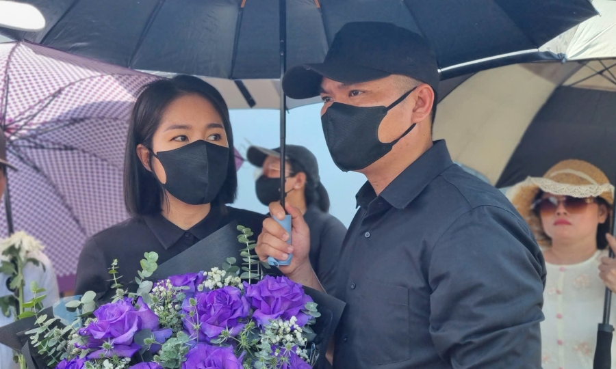Lê Phương, Trung Kiên tiễn Quý Bình lần cuối