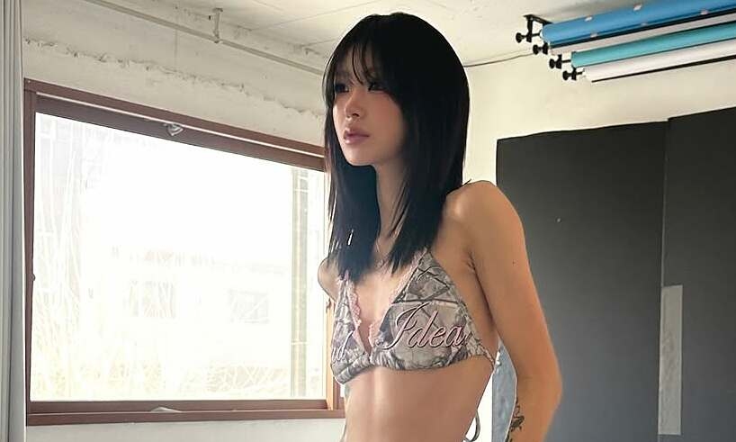 Sao châu Á 13/5: Con gái cố diễn viên Choi Jin Sil khoe eo mỏng dính