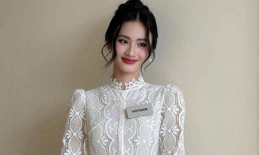 Ý Nhi được khen 'như công nương' khi xách túi 150 triệu đồng