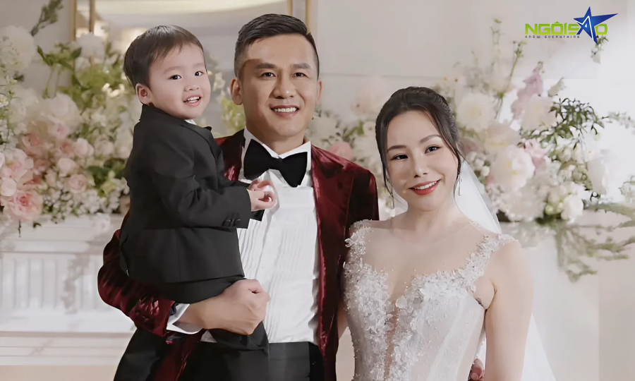 Con trai 2 tuổi của Hồ Quỳnh Hương lộ diện trong lễ cưới