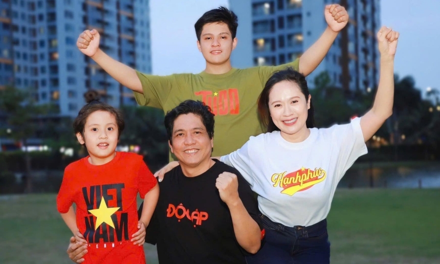 Thanh Thúy - Đức Thịnh hạnh phúc khi con trai cải thiện sức khỏe và tinh thần