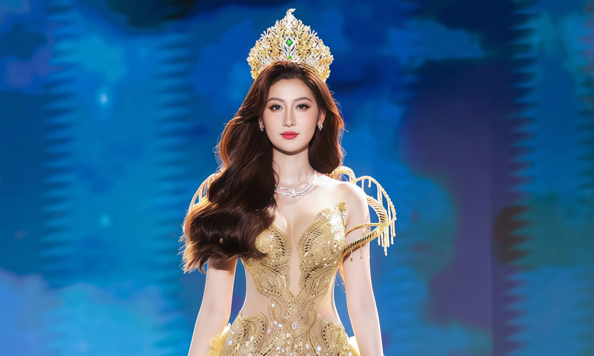 Bộ đầm final walk giúp Quế Anh tỏa sáng