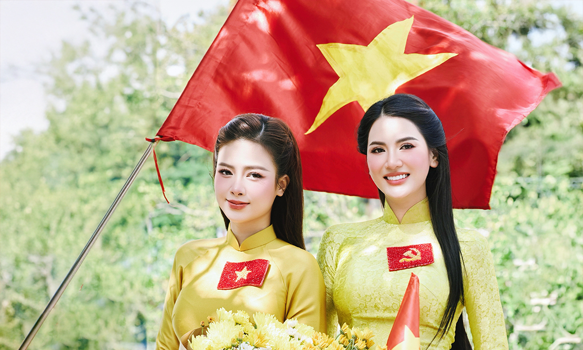 Dương Hoàng Yến và nữ thiếu tá Mai Ly khoe sắc với áo dài