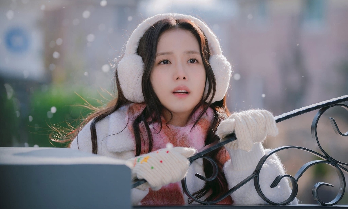 Thói quen giữ làn da trắng hồng của Jisoo