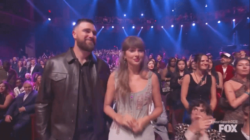 Taylor Swift lần đầu đưa chồng sắp cưới tới lễ trao giải