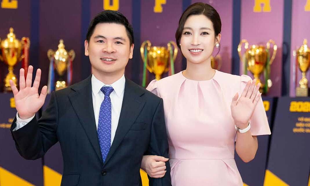 Phong cách thanh lịch của Đỗ Mỹ Linh khi làm sếp công ty nhà chồng