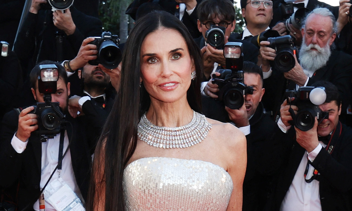 Demi Moore dẫn đầu top sao mặc đẹp