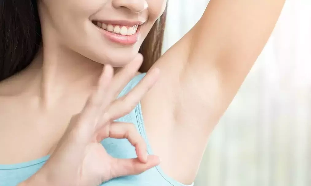Mẹo chăm sóc vùng da dưới cánh tay trắng sáng, thơm tho